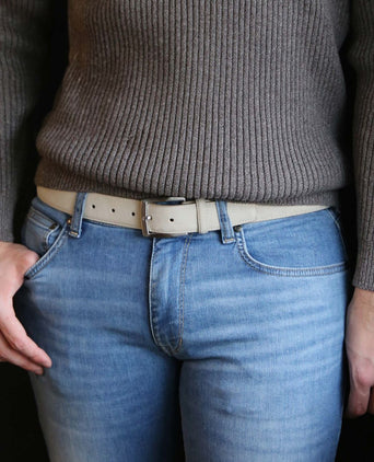 Suitable riem suede wit beige