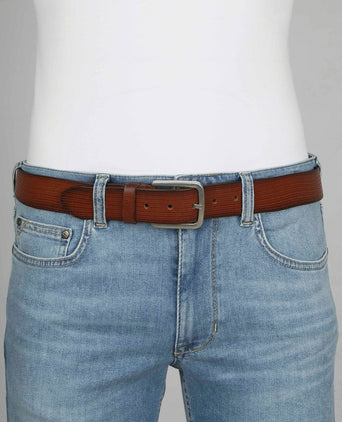 Suitable riem structuur leer bruin