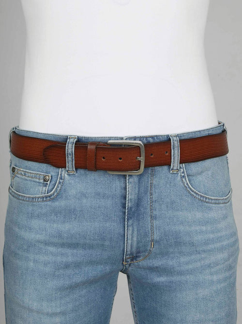 Suitable riem structuur leer bruin