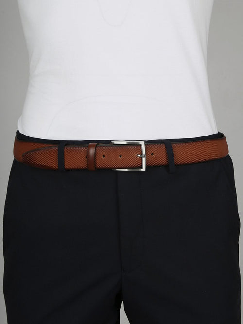 Suitable riem structuur leer cognac