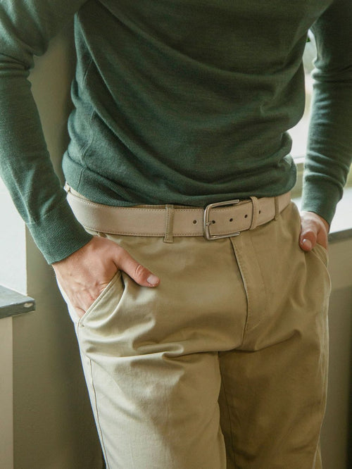 Suitable riem suède leer wit