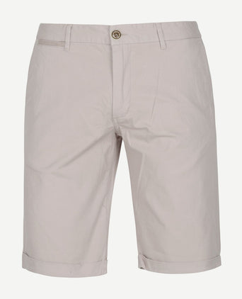 Suitable short chino arend beige