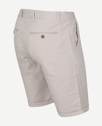Suitable short chino arend beige