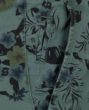 Suitable short leafs donkergroen