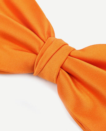 Satijnen strik oranje