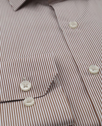 Suitable twill overhemd extra lange mouw streep bruin | Slim-fit