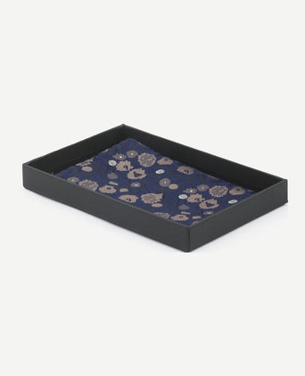 Suitable zijde pochet bloem donkerblauw