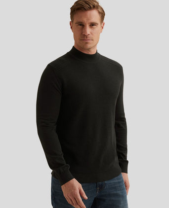Trui knitted turtle zwart