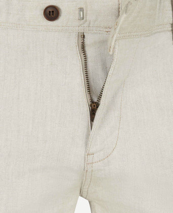 V9 chino short ecru