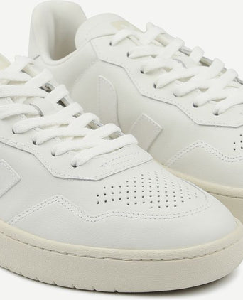 Sneakers v-90 wit
