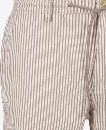 Relaxed short stripes beige