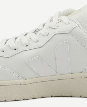 Sneakers v-90 wit