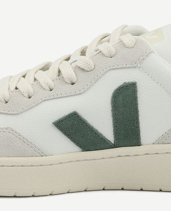Sneakers v-90 groen