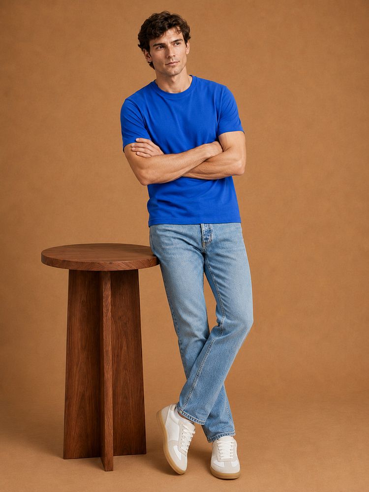 Sneakers park wit met Sneakersok (3-pack) wit, The jason jeans lichtblauw en The steve t-shirt royal blauw