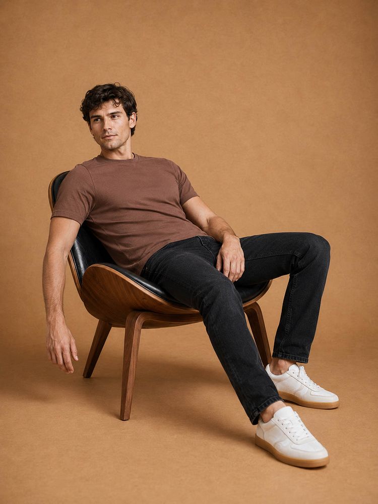 Sneakers park wit met Sneakersok (3-pack) wit, The jason jeans zwart en The steve t-shirt bruin