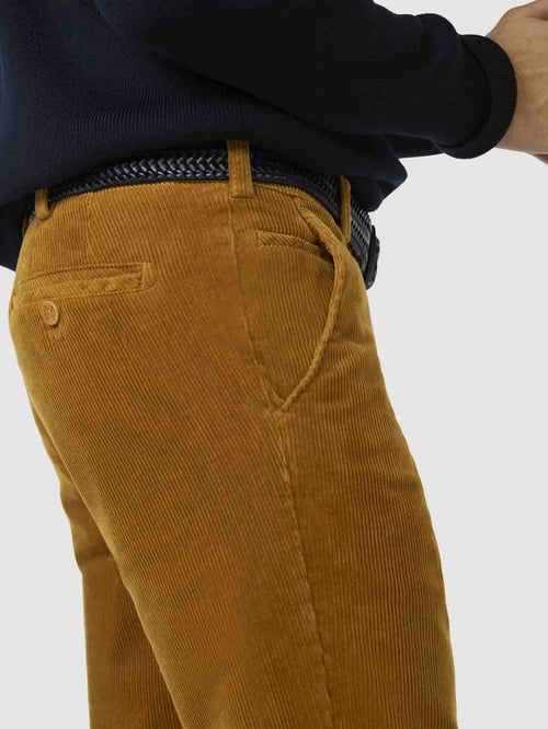 Chino Bonn corduroy camel