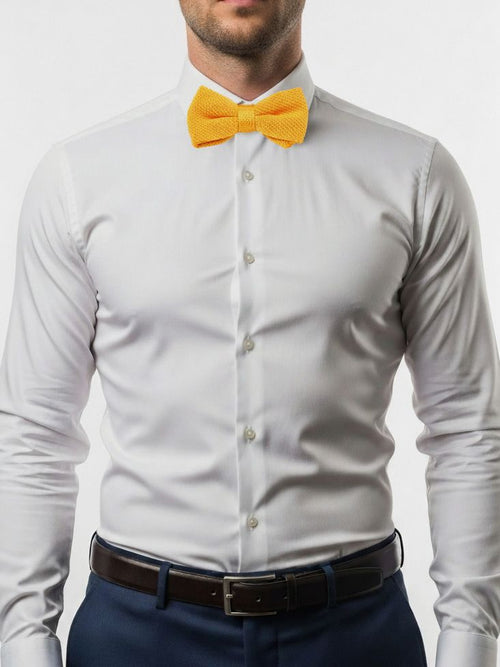Knitted strik gold