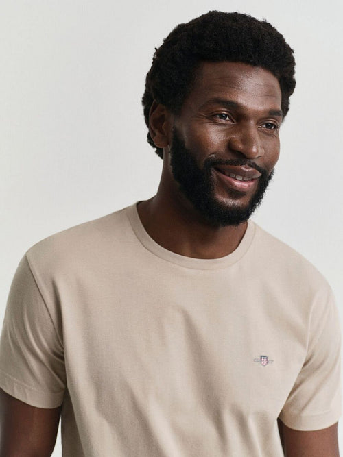 Gant t-shirt shield logo sand | Regular-fit