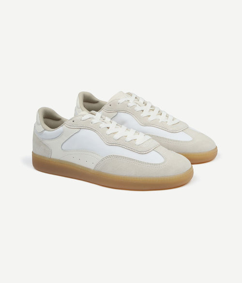 Sneakers park wit