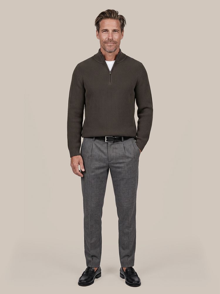 Obra t-shirt wit met riem zwart 314, chino pico pleat pepita navy bruin en penny loafers zwart leer