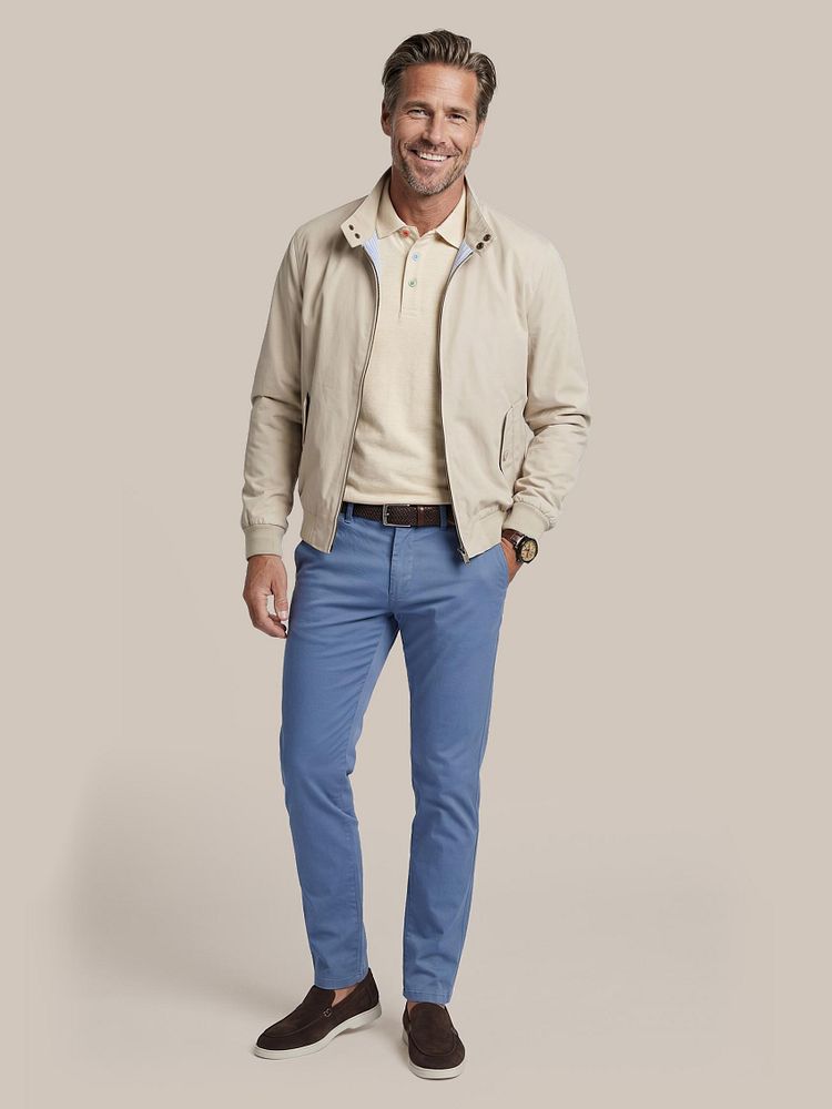 Azul loafers bruin met Chino newbury light twill blauw, Polo hawera melange ecru en Turbo twill jacket kit