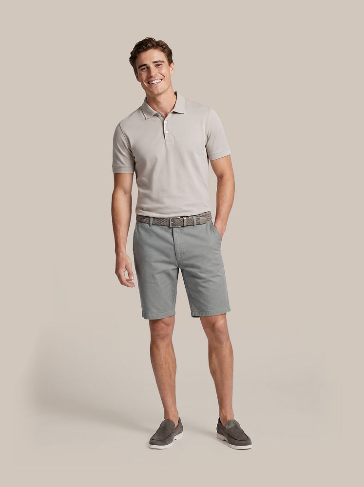 Boris liquid poloshirt greige met ferdinand structure short steel groen en napoli loafers olive