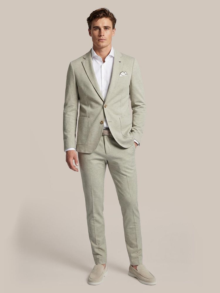 Colbert fame houndstooth olive met sorona overhemd gebroken wit, riem suède leer taupe, das pantalon houndstooth olive en azul loafers beige