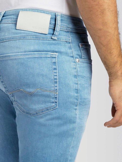 Jeans macFlexx lichtblauw lsu