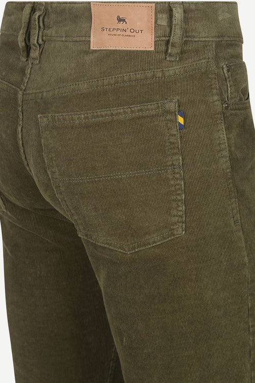 Steppin' Out corduroy broek johnson groen | Regular-fit