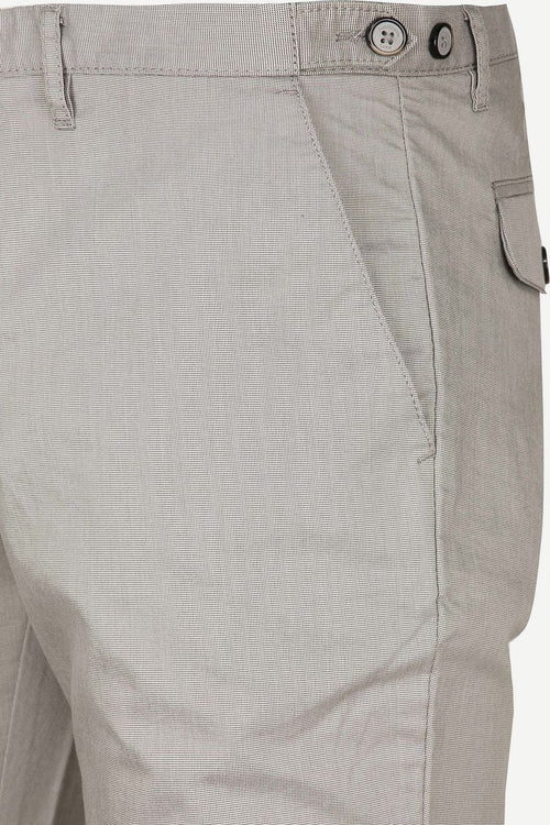 Suitable chino locke grijs