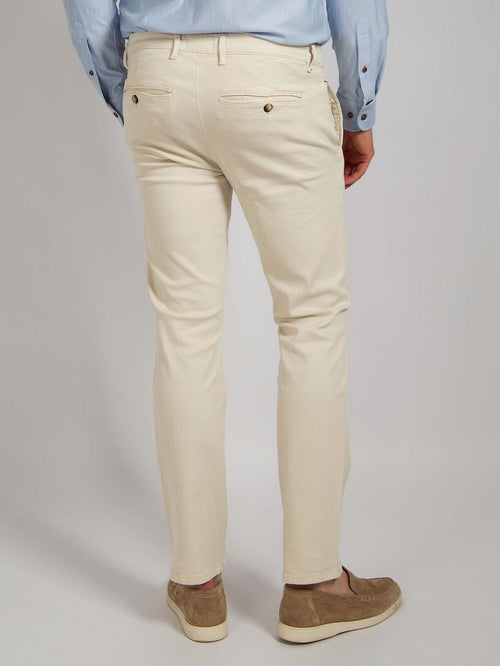Suitable chino Pico wit