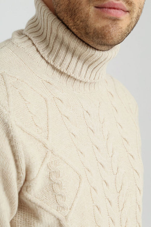 Suitable coltrui cable wol ecru | Slim-fit
