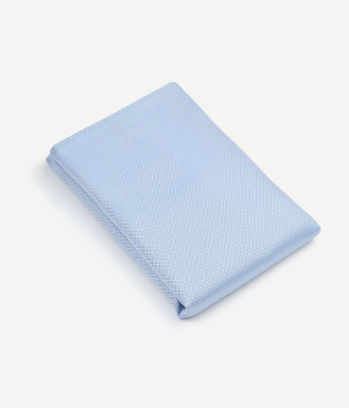 Suitable zijde pochet lichtblauw