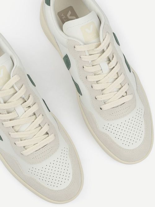 Sneakers v-90 groen