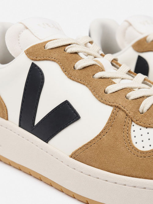Sneakers v-10 bruin zwart