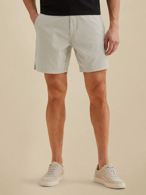 Relaxed short stripes beige